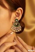 Green Elegance Pearl Earrings